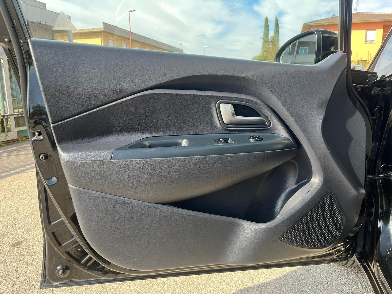 Kia Rio 1.1 CRDi 5p. Active 137000 km