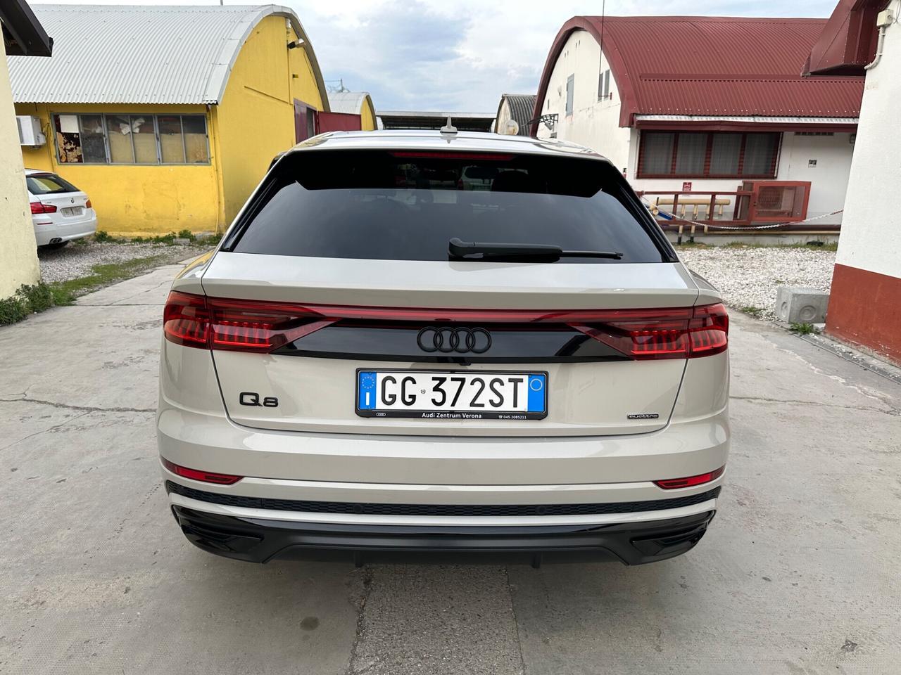 Audi Q8 50 TDI 286cv Quattro S-Line - 2022