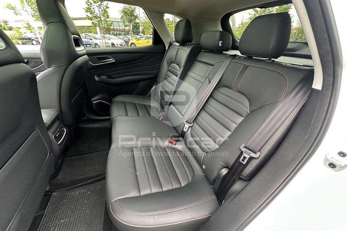 MG EHS Plug-in Hybrid Exclusive