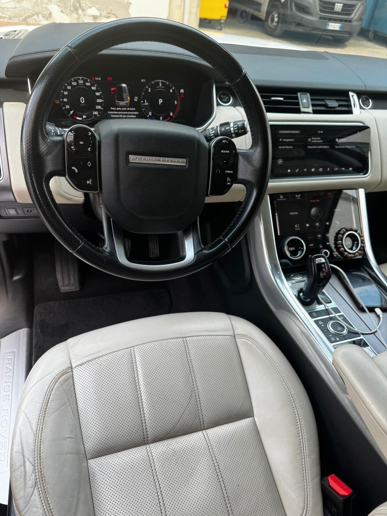 Land Rover Range Sport 3.0 TDV6 HSE Dynamic