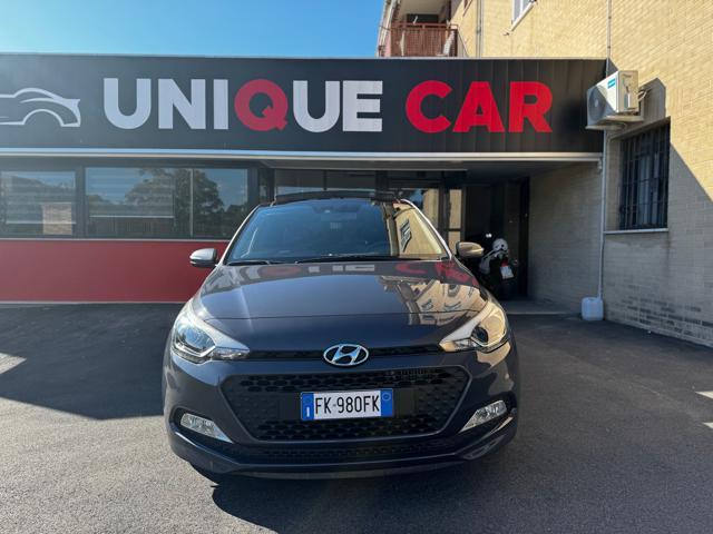 HYUNDAI i20 1.1 CRDi 12V 5 porte Style TETTUCCIO APRIBILE