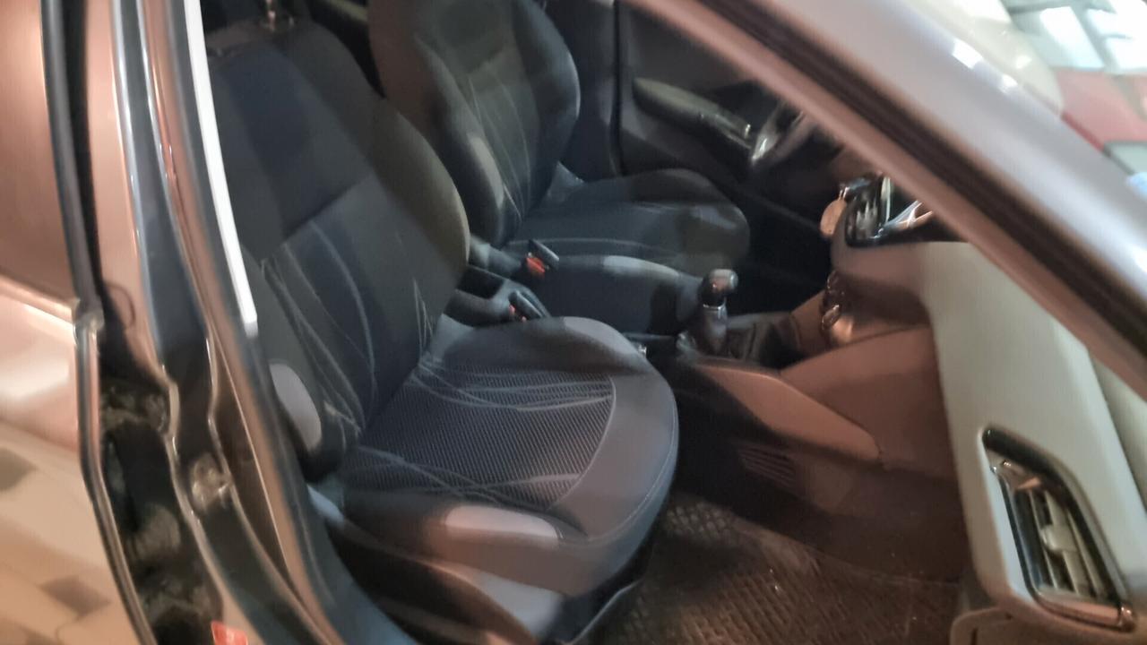 Peugeot 208 1.2 VTi 82 CV 5 porte Active