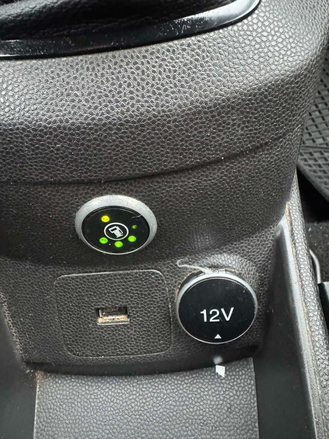 Ford Fiesta 1.4 Benz/GPL Anno 2017 95 CV