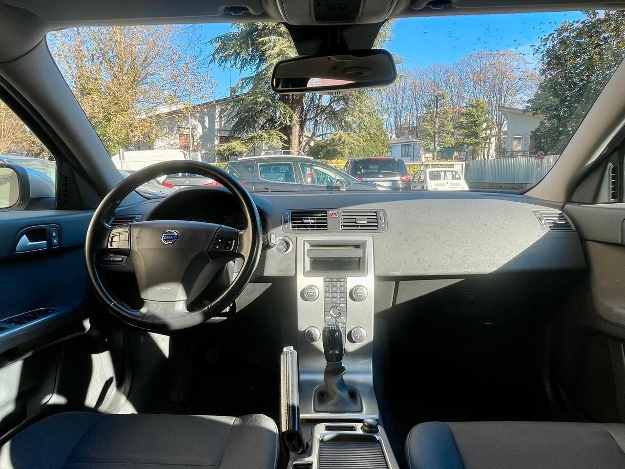 Volvo V50 2.0 D Momentum RESTYLING CINGHIA SOSTITUITA