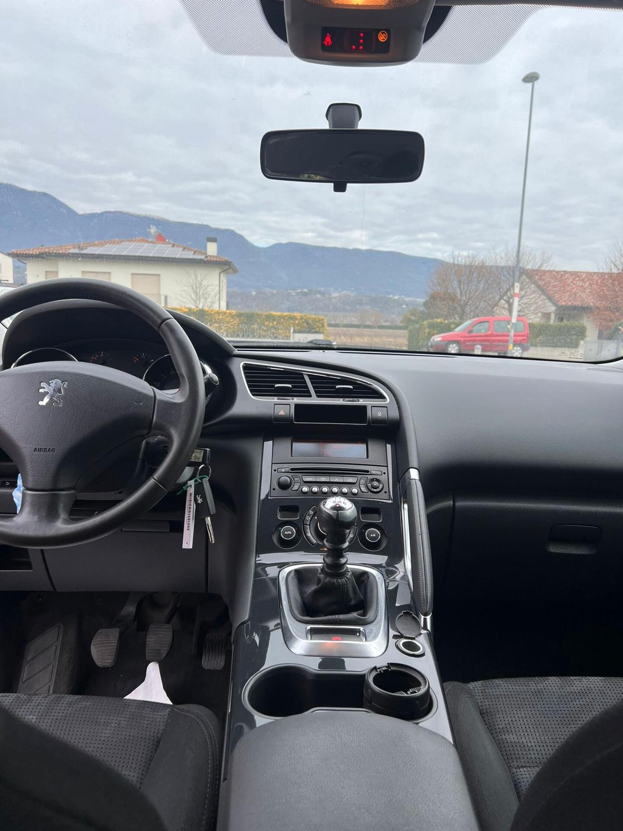 Peugeot 3008 1.6 HDi 110CV Business