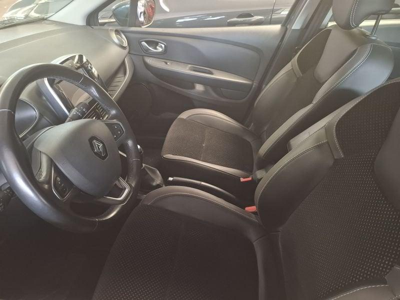 Renault Clio IV 2017 Sporter Sporter 0.9 tce energy Intens 90cv