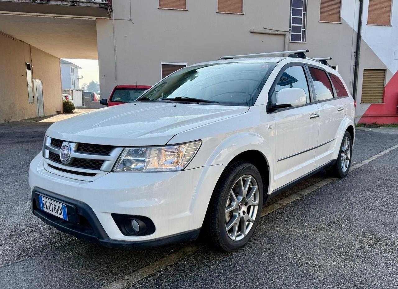 Fiat Freemont 2.0 Mjt 170 CV 4x4 aut. Black Code