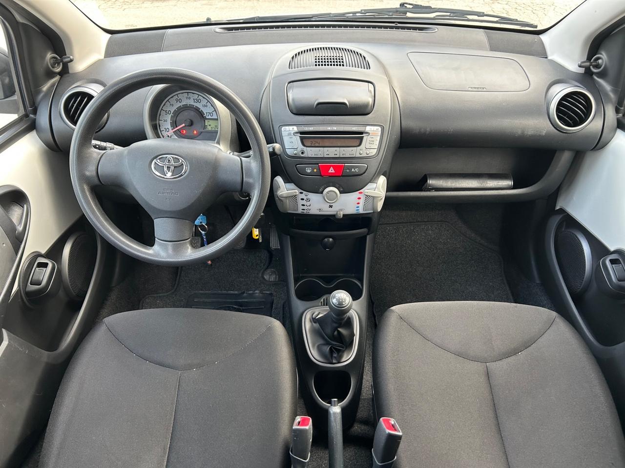 Toyota Aygo 1.0 benzina 68 cavalli 2013