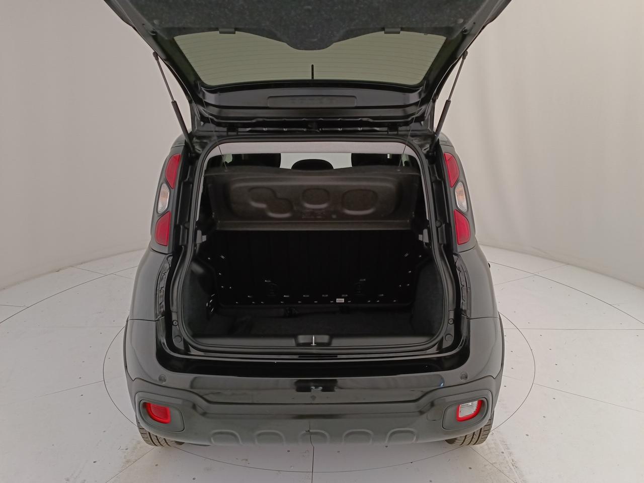 FIAT Panda 1.0 firefly hybrid Cross s&s 70cv 5p.ti