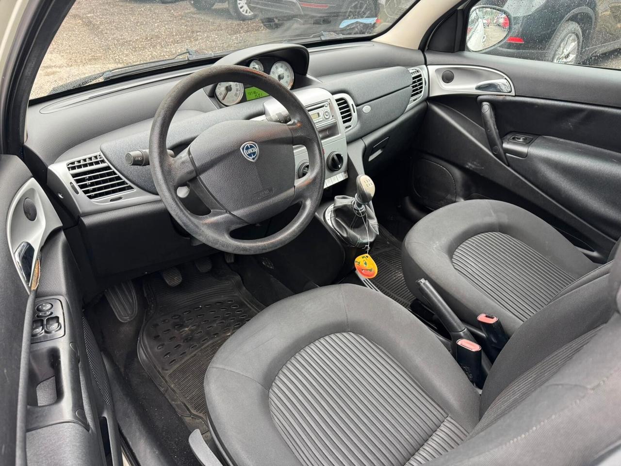 Lancia Ypsilon 1.2 Elle