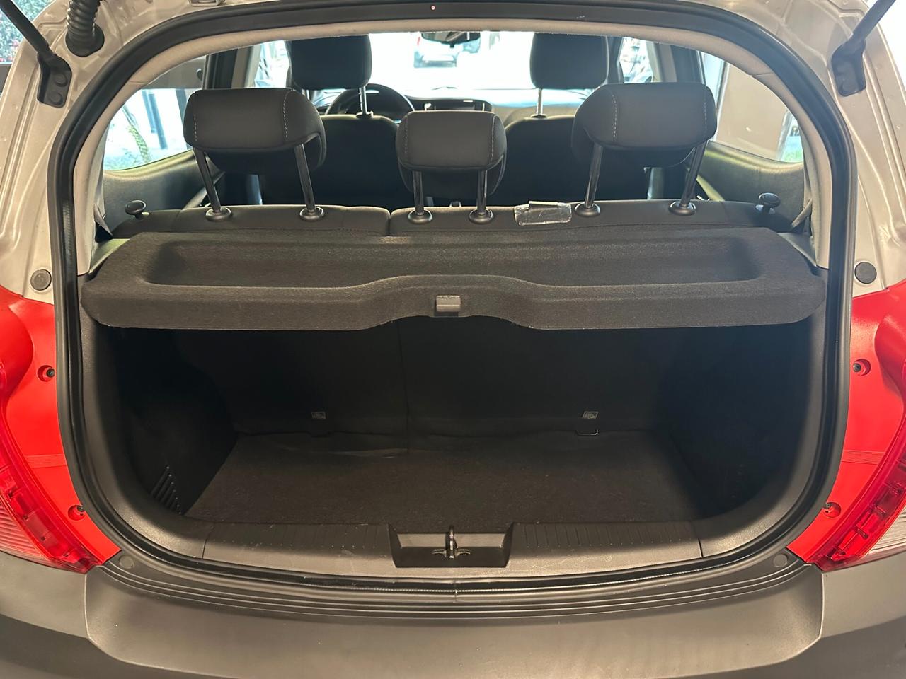 Opel Karl Rocks 1.0