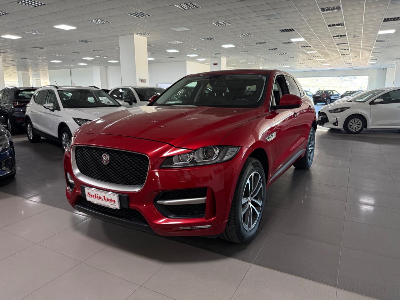 Jaguar F-Pace 2.0 D 180 CV AWD aut. R-Sport