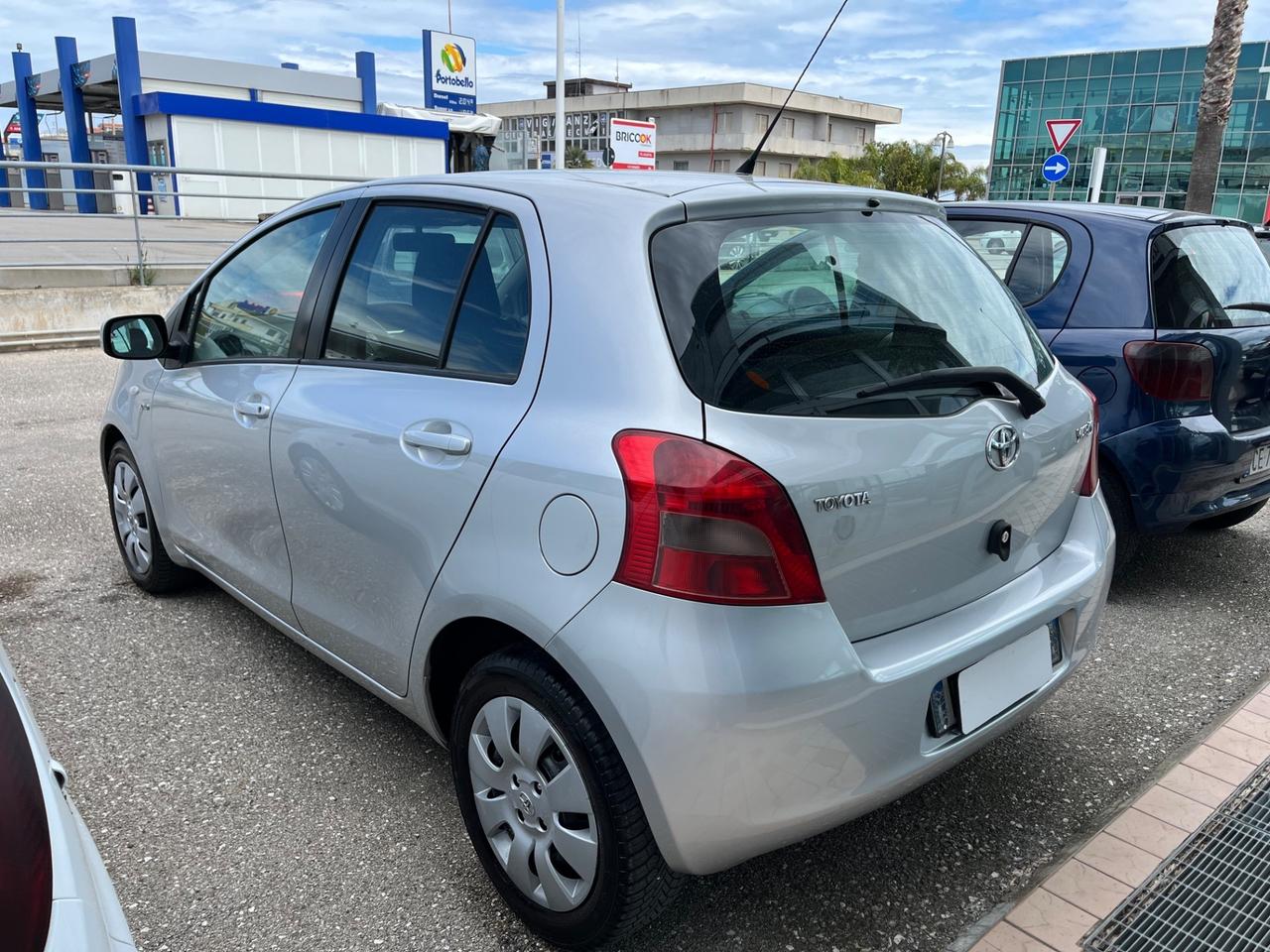 Toyota Yaris 1.4 D-4D 5 porte Sol