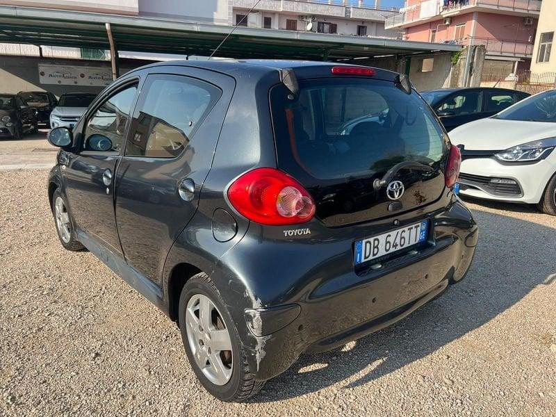 Toyota Aygo Aygo 1.0 12V VVT-i 5 porte Sol