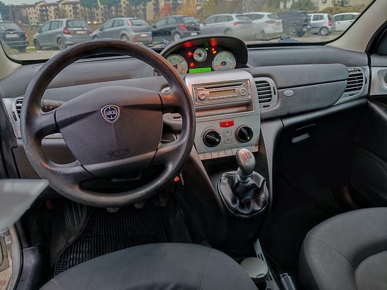 Lancia Ypsilon 1.4 Unyca Ecochic GPL