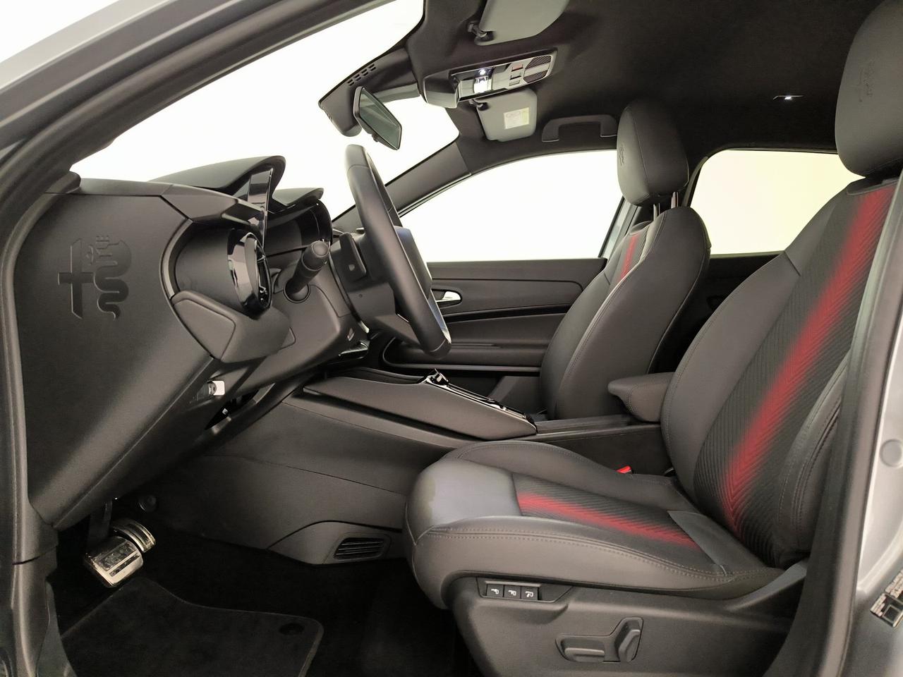 Alfa Romeo Junior 1.2 ibrida speciale 145cv edct6