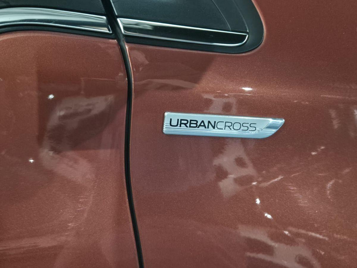 PEUGEOT - 2008 - 1.6 e-HDi 92 CV S&S Urban Cross