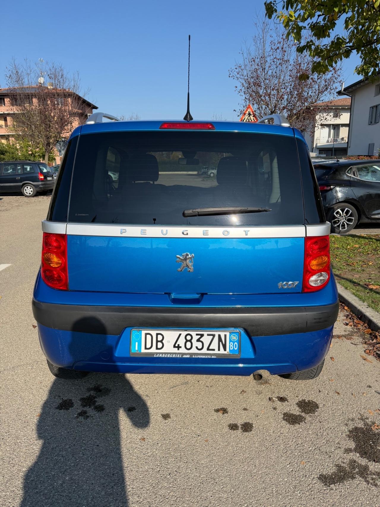 Peugeot 1007 1.4 Happy