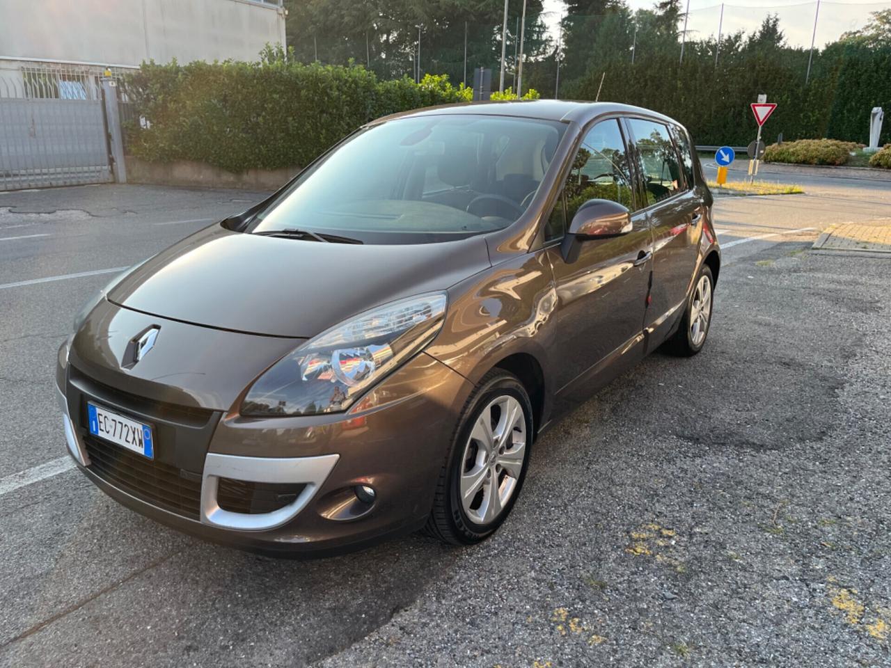 Renault Scenic Sc&amp;amp;eacute;nic X-Mod 1.5 dCi 105CV Confort