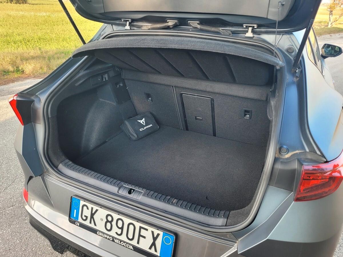 Cupra Formentor 1.4 e-Hybrid DSG Priority