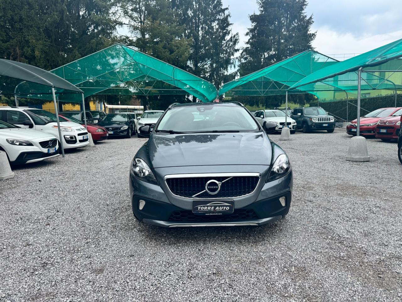 Volvo V40 Cross Country D2 Business Plus