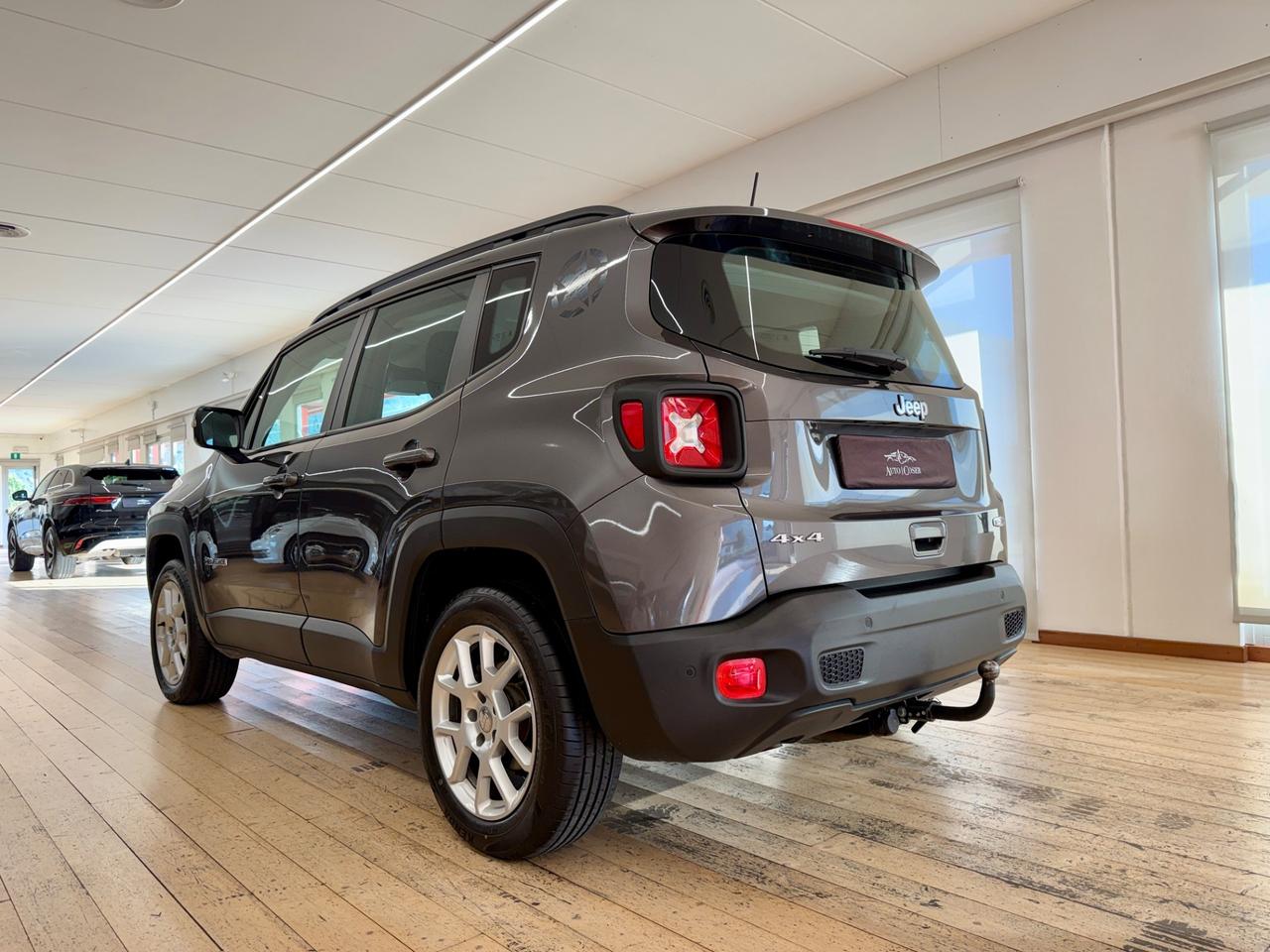 Jeep Renegade 4x4 - GANCIO TRAINO