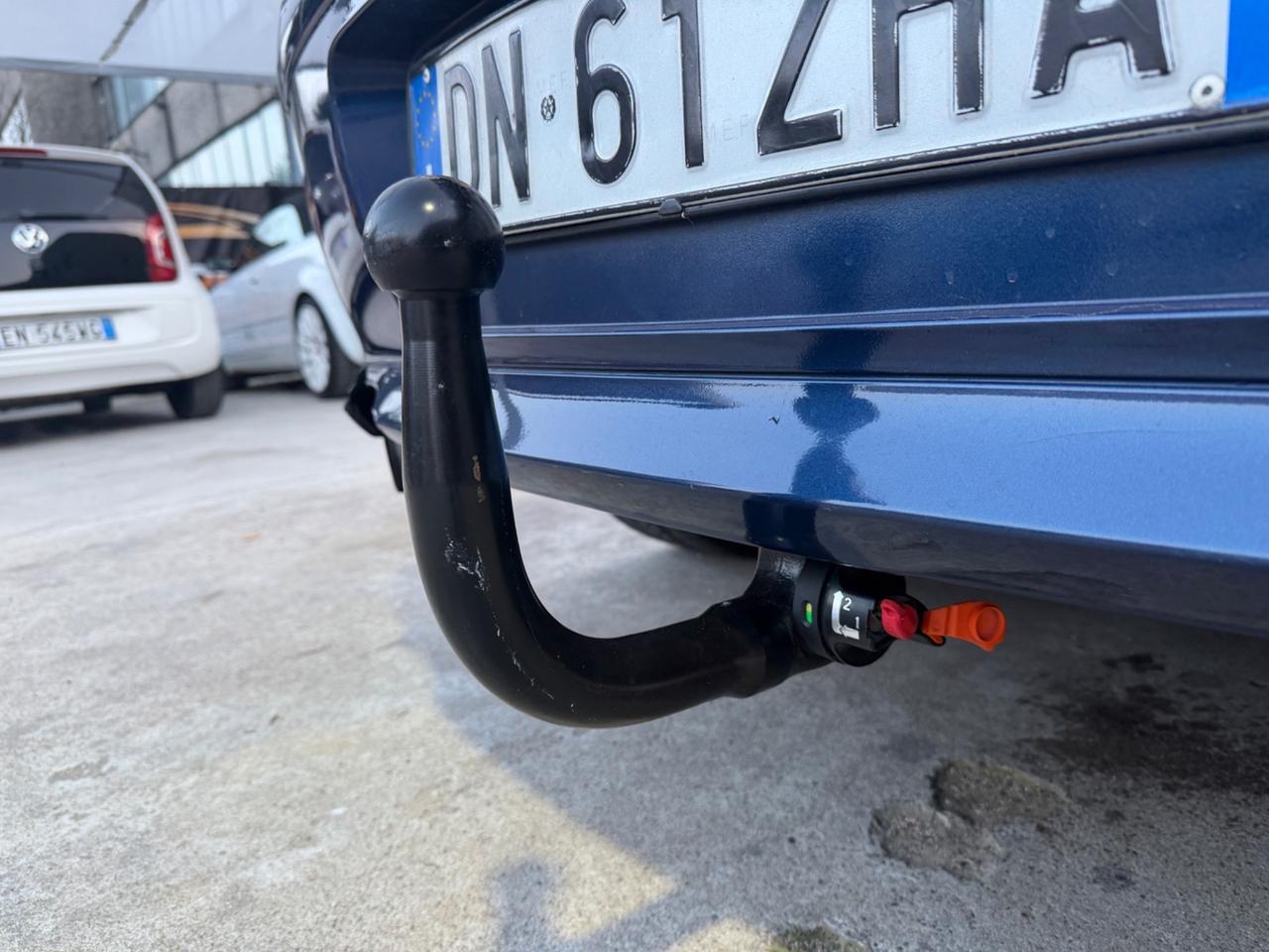 BMW 116i BENZINA EURO4 ANGEL EYES GANCIO TRAINO