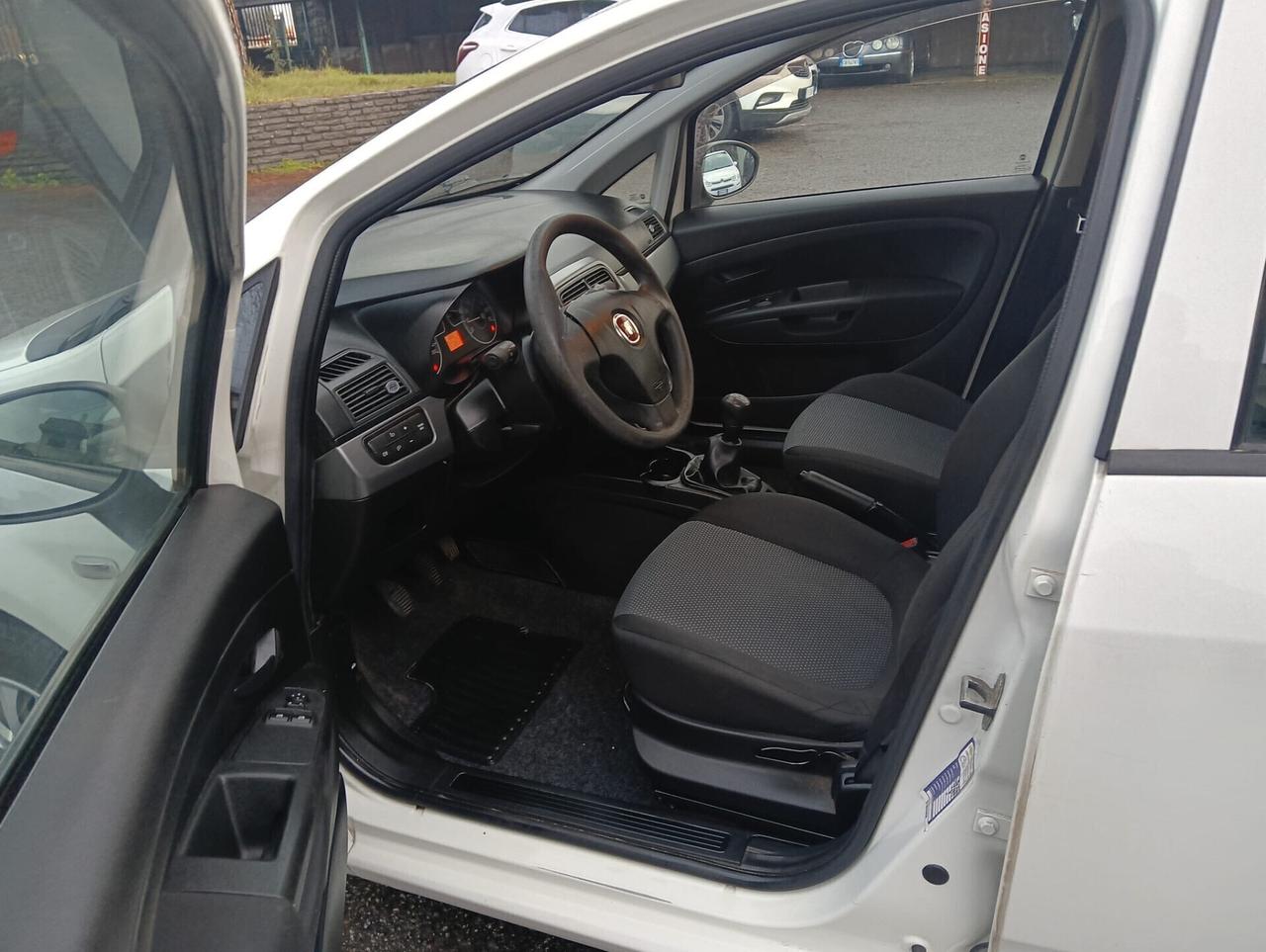 Fiat Punto 1.3 MJT II 75 CV 5 porte Easy