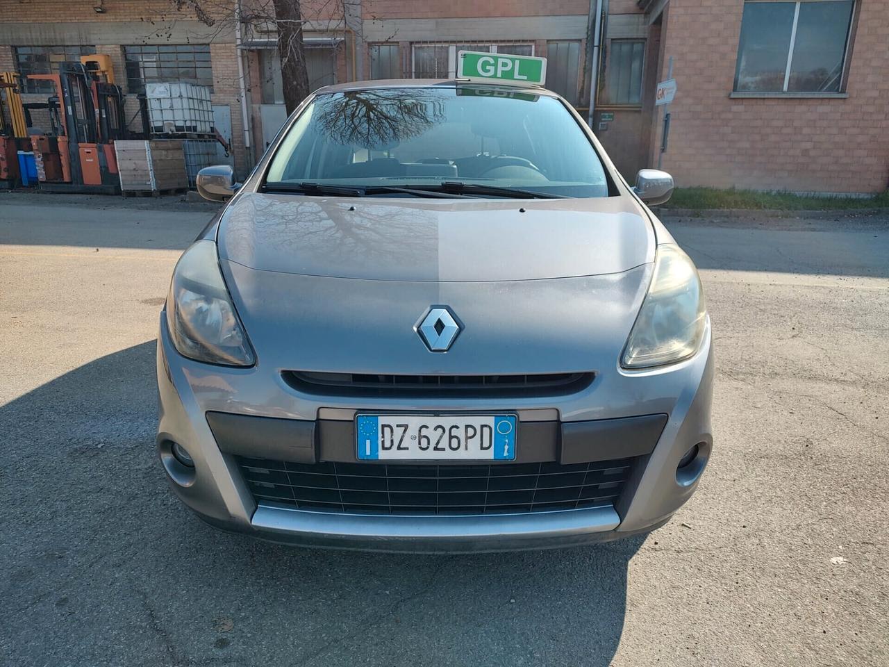 Renault Clio 1.2 16V 5 porte GPL Confort, OK NEOPATENTATI