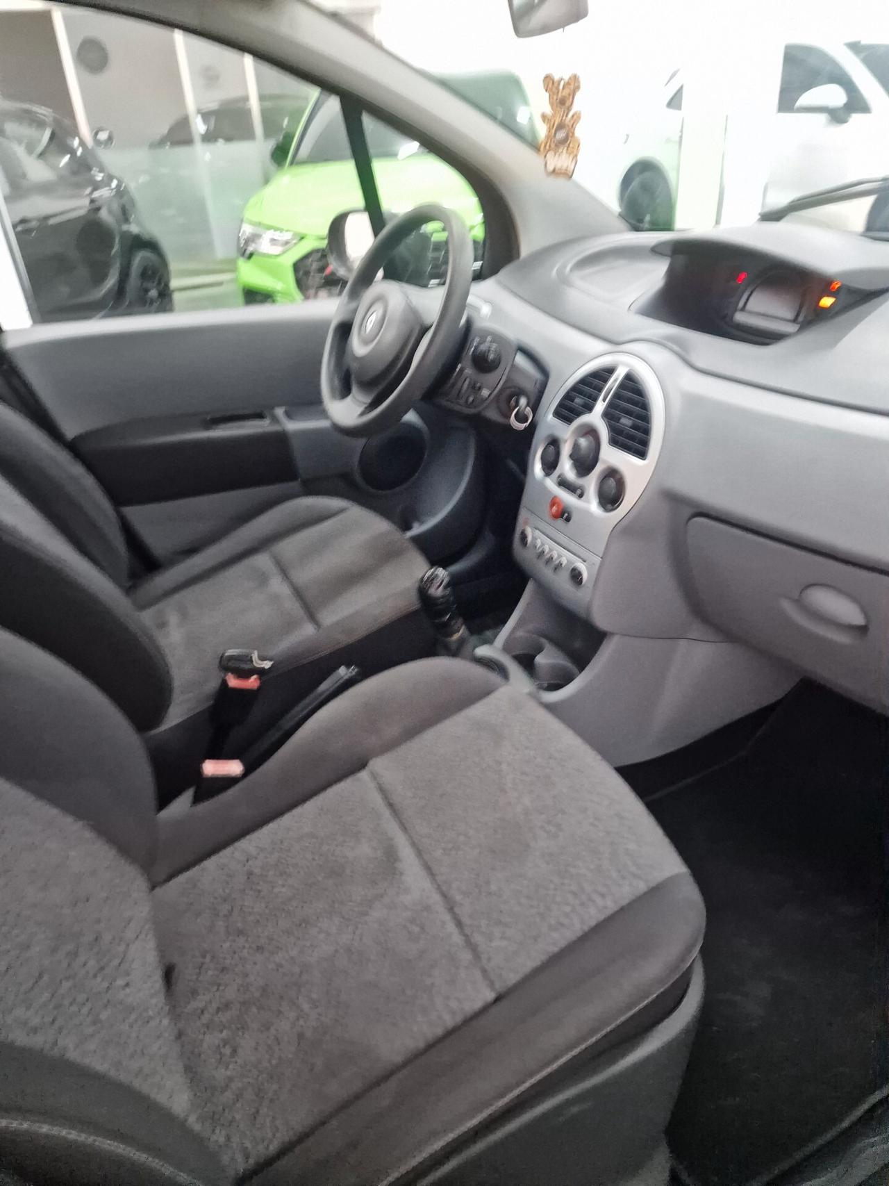 Renault Modus Grand 1.2 16V Dynamique