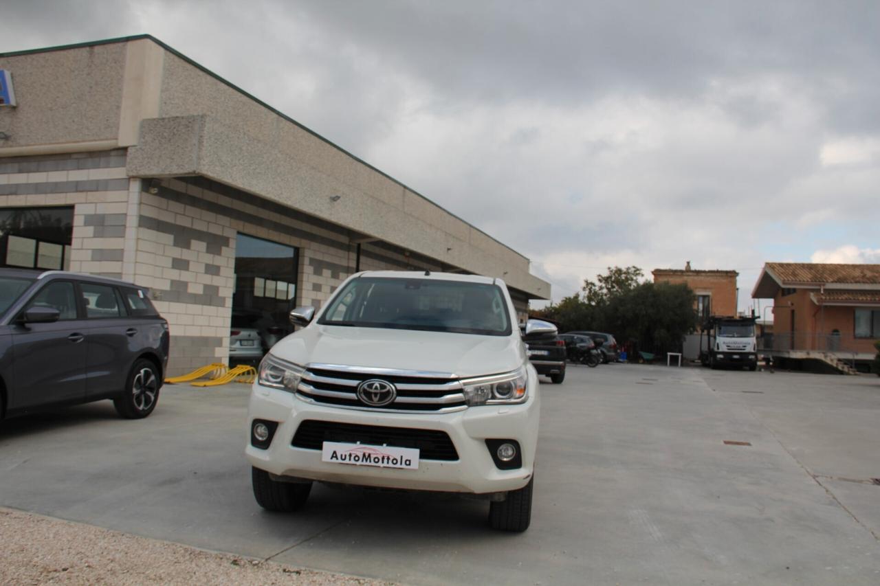 Toyota Hilux 2.4 D-4D 4WD 4 porte Double Cab Autocarro (KW 110 - CV 150 P.TA KG. 1.035)