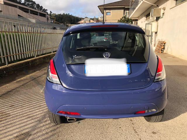 LANCIA Ypsilon 1.2 69 CV 5 porte GPL Ecochic Gold