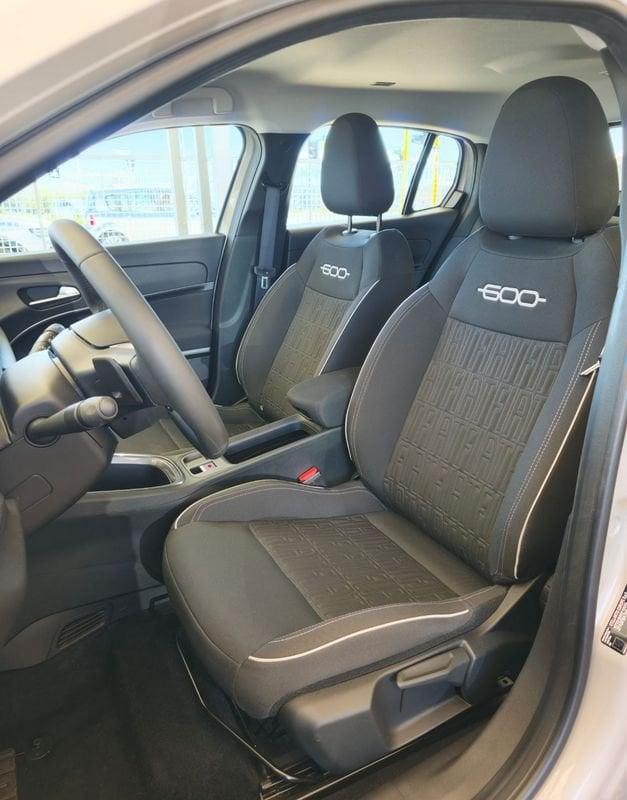 FIAT 600 1.2 Hybrid 145cv La Prima