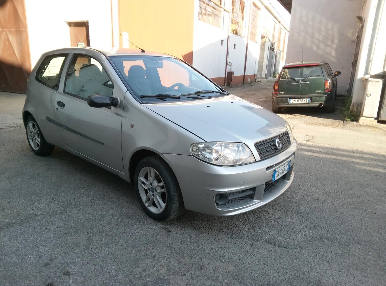 Fiat Punto 1.2 16V 3 porte Emotion