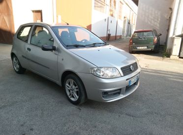 Fiat Punto 1.2 16V 3 porte Emotion
