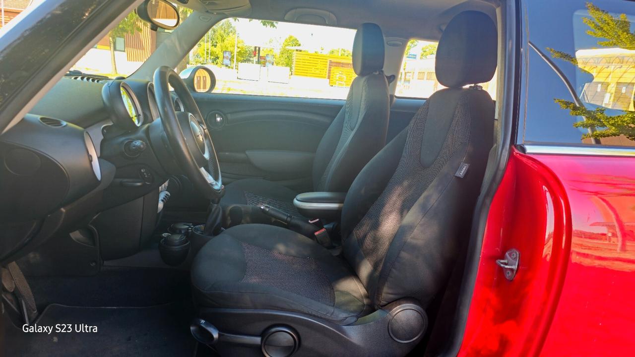 MINI COOPER D R56 OK NEOPATENTATI GARANZIA 12 MESI