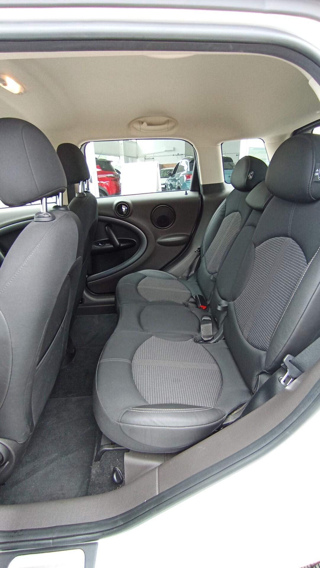 MINI COOPER D COUNTRYMAN 2.0 TDI 4X4 AUT.