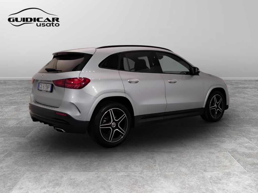 Mercedes-Benz GLA-H247 2023 - GLA 180 d AMG Line Advanced Plus auto