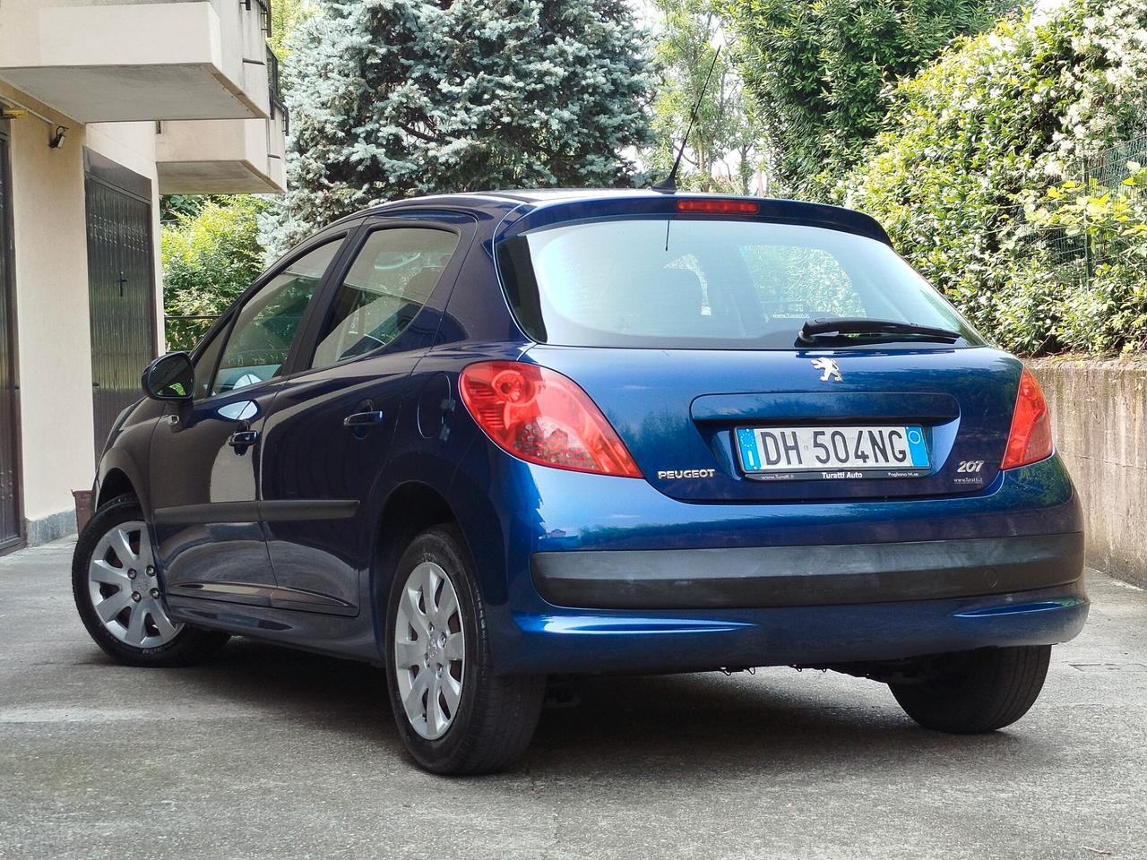 Peugeot 207 1.4 BENZINA 73cv / 52.000km / Neop.
