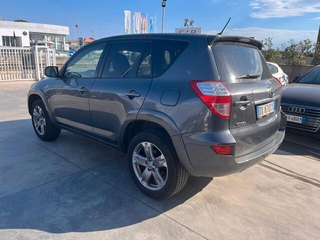 Toyota RAV 4 RAV4 2.2 D-4D 150 CV DPF Sol