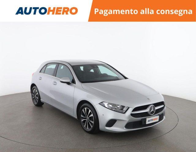MERCEDES-BENZ A 180 d Automatic Business