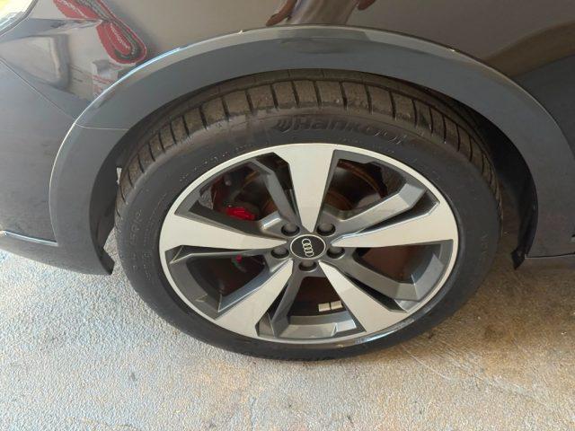 AUDI A1 citycarver 30 TFSI Identity Contrast