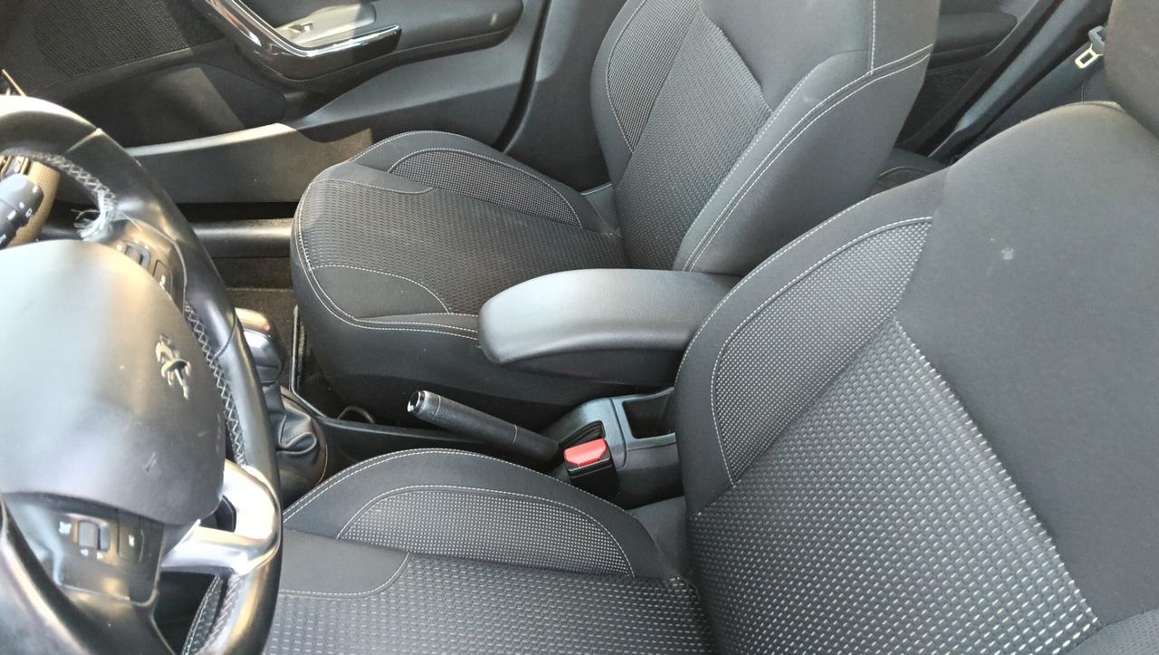 PEUGEOT 208 1.2 BENZ-RETROC-PREZZO PROMO!