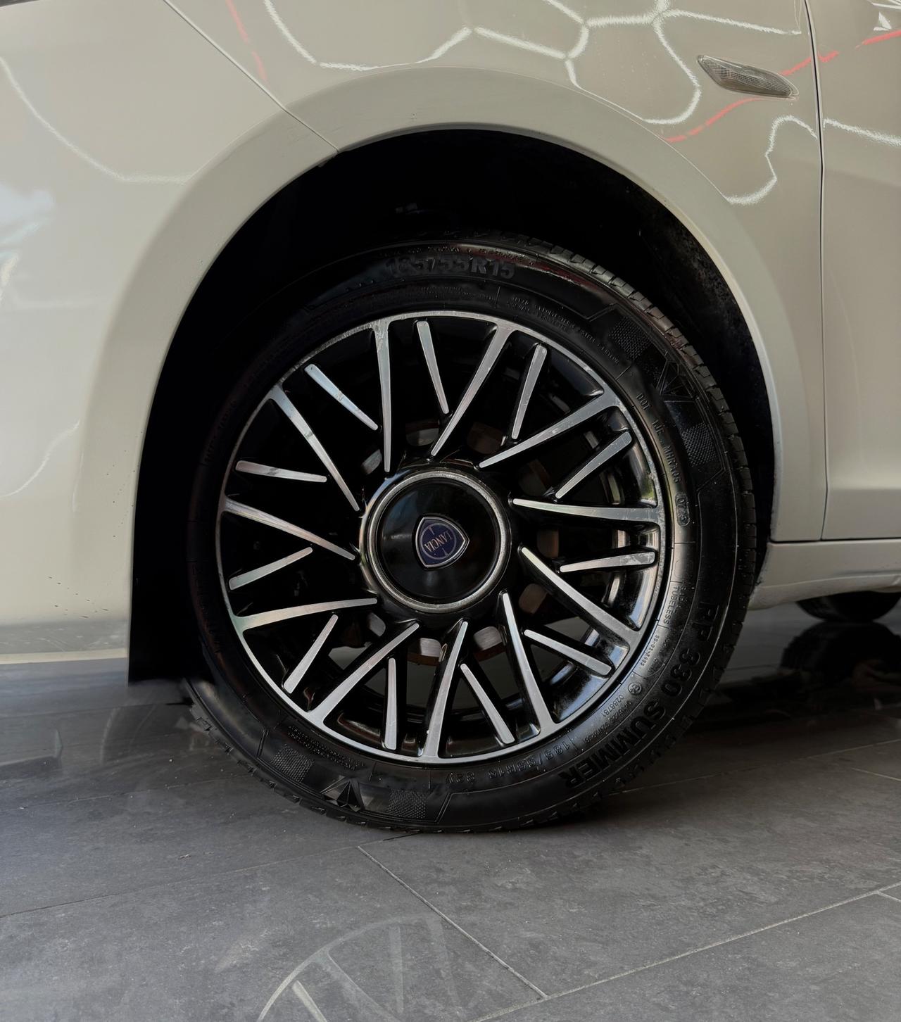 Lancia Ypsilon 1.2 GPL Ecochic Platinum 11/2015