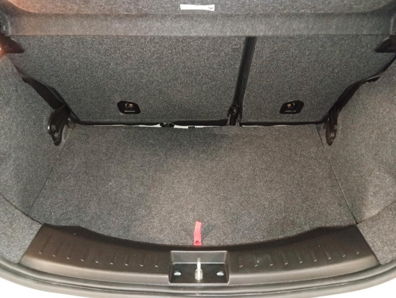 Lancia Ypsilon 1.0 FireFly 5 porte S&S Hybrid Ecochic Silver