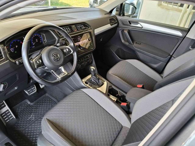 VOLKSWAGEN Tiguan 1.5 TSI R-LINE AUTOMATICA