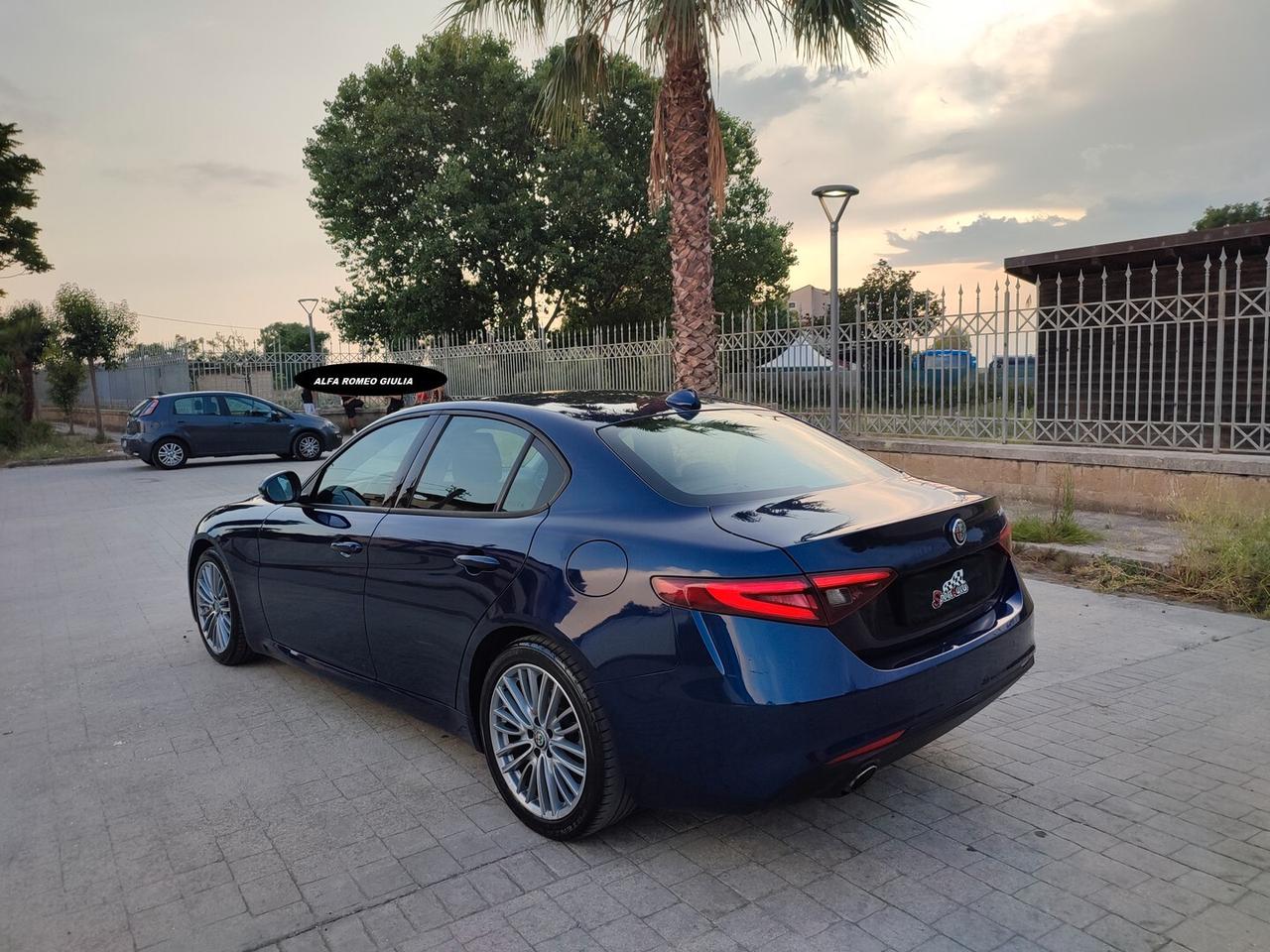 Alfa Romeo Giulia 2.2 TD 160 CV NAVIGATORE