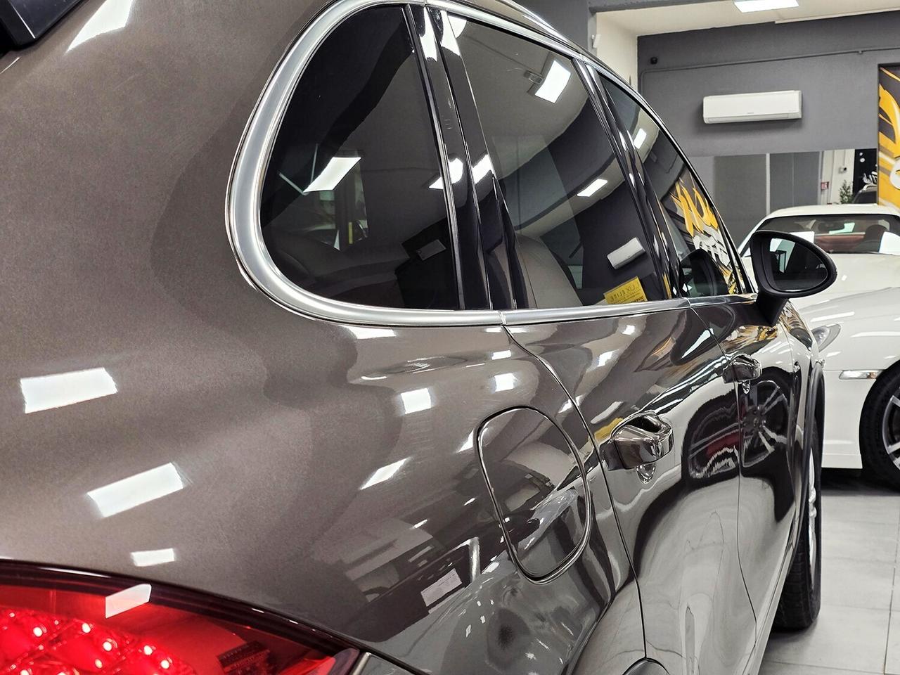 Porsche Cayenne 3.0_TDI_245CV_TIPTRONIC_GARANZIA 12 MESI _UNICA!!!