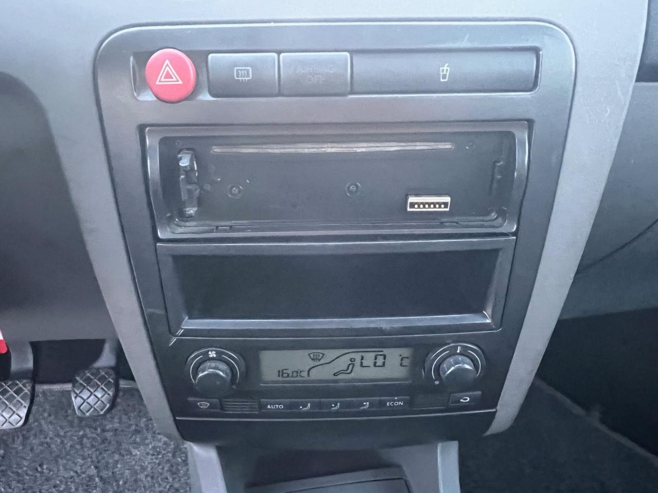 Seat Ibiza 1.4 16V 5p. Signo