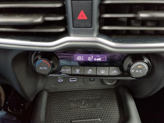 NISSAN Juke 1.0 DIG-T 114 CV N-CONNECTA